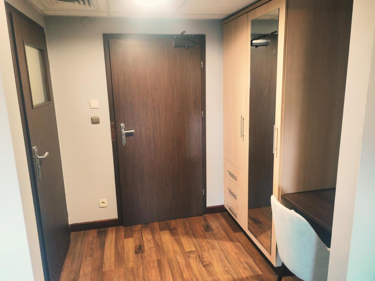 Maka I Magia Obiady Domowe Hotel زامبروو المظهر الخارجي الصورة