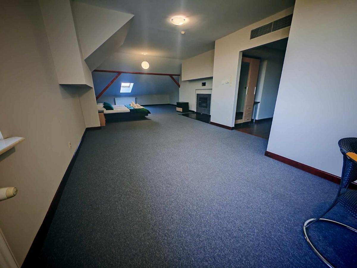 Maka I Magia Obiady Domowe Hotel زامبروو المظهر الخارجي الصورة